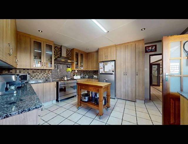 3 BEDROOM HOUSE FOR SALE IN PARKRAND